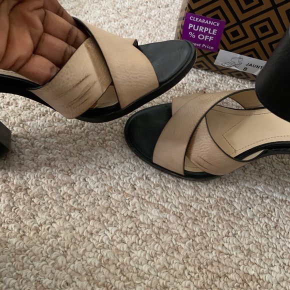 Charles David Juant dress sandal - Picture 8 of 8